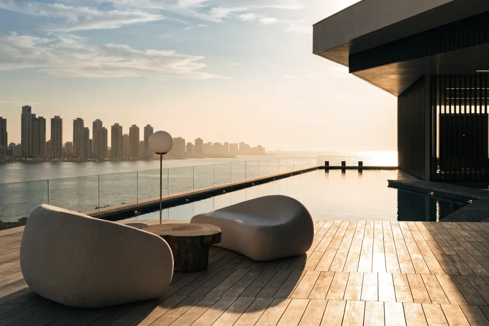 Bluewaters Sky Penthouse